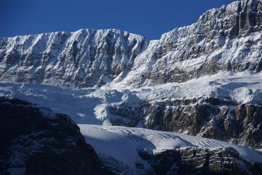 コロンビア氷原(Columbia Icefield)